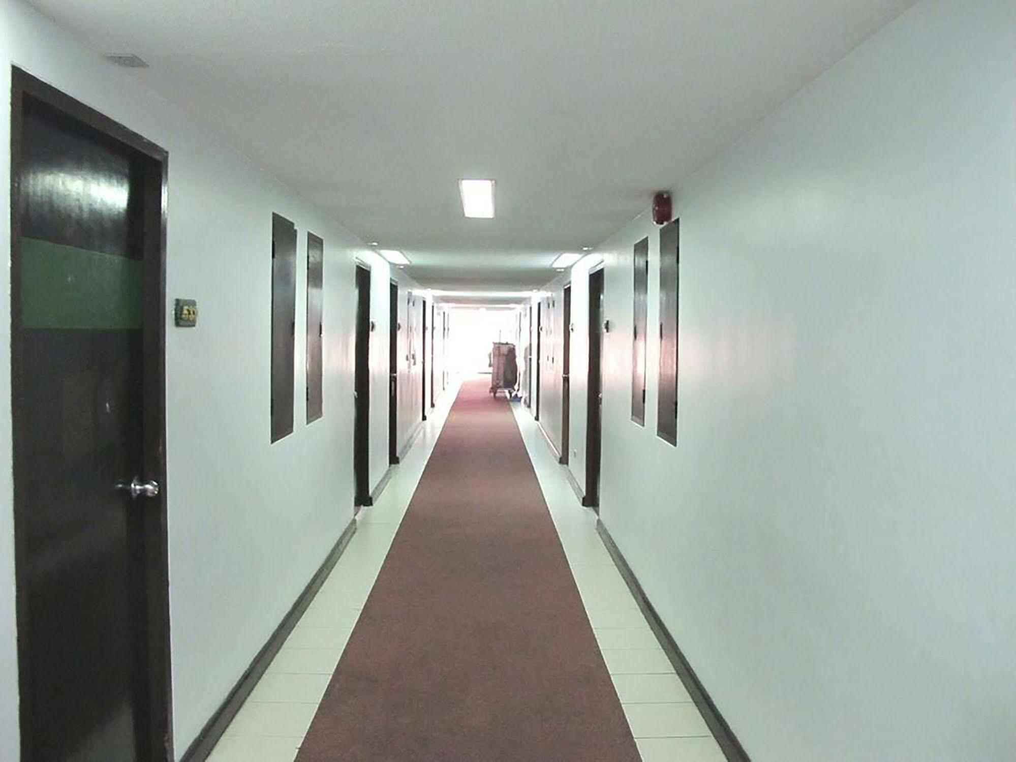 Diamond Beach Hotel パッタヤー エクステリア 写真